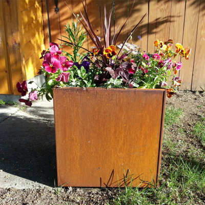 890 * 720 * 440mm كبير في الهواء الطلق المعادن الغراس Corten زهرة وعاء مقاومة الطقس